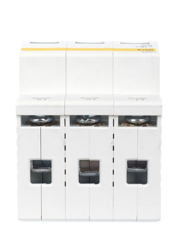 Ограничитель перенапряжения ОПС1-C 3P KARAT IEK MOP20-3-C